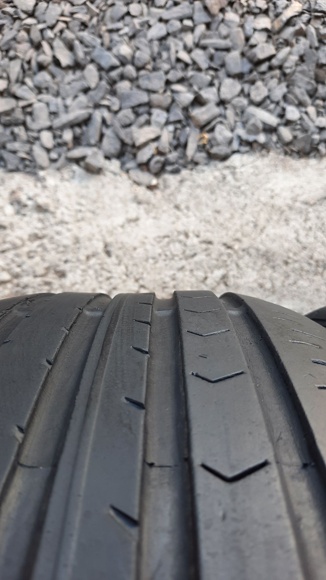 Continental 215/55 R16 ContiPremiumContact 5 mm