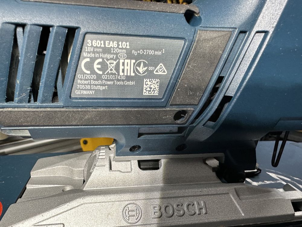 Акумуляторний лобзик Bosch GST 18 V-LI B + Кейс Bosch L-BOXX