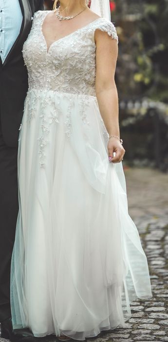 Suknia ślubna ivory