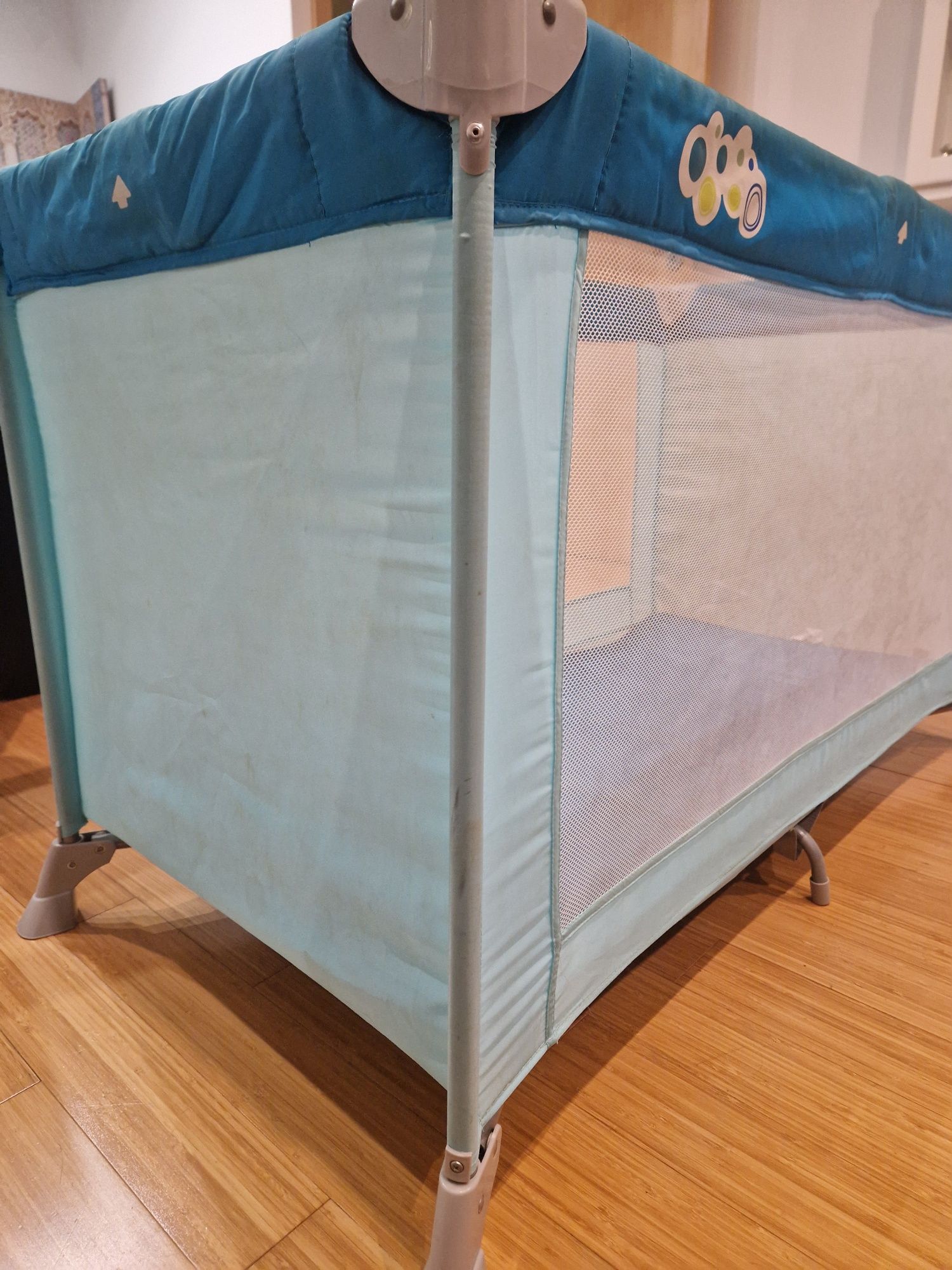 Cama de viagem / berço