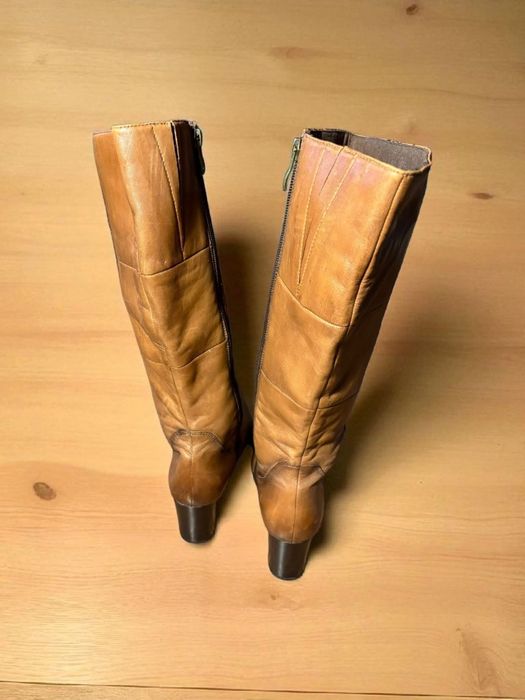 Brązowe kozaki Caprice