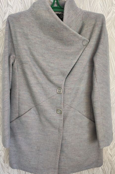 Пальто вовняне жіноче