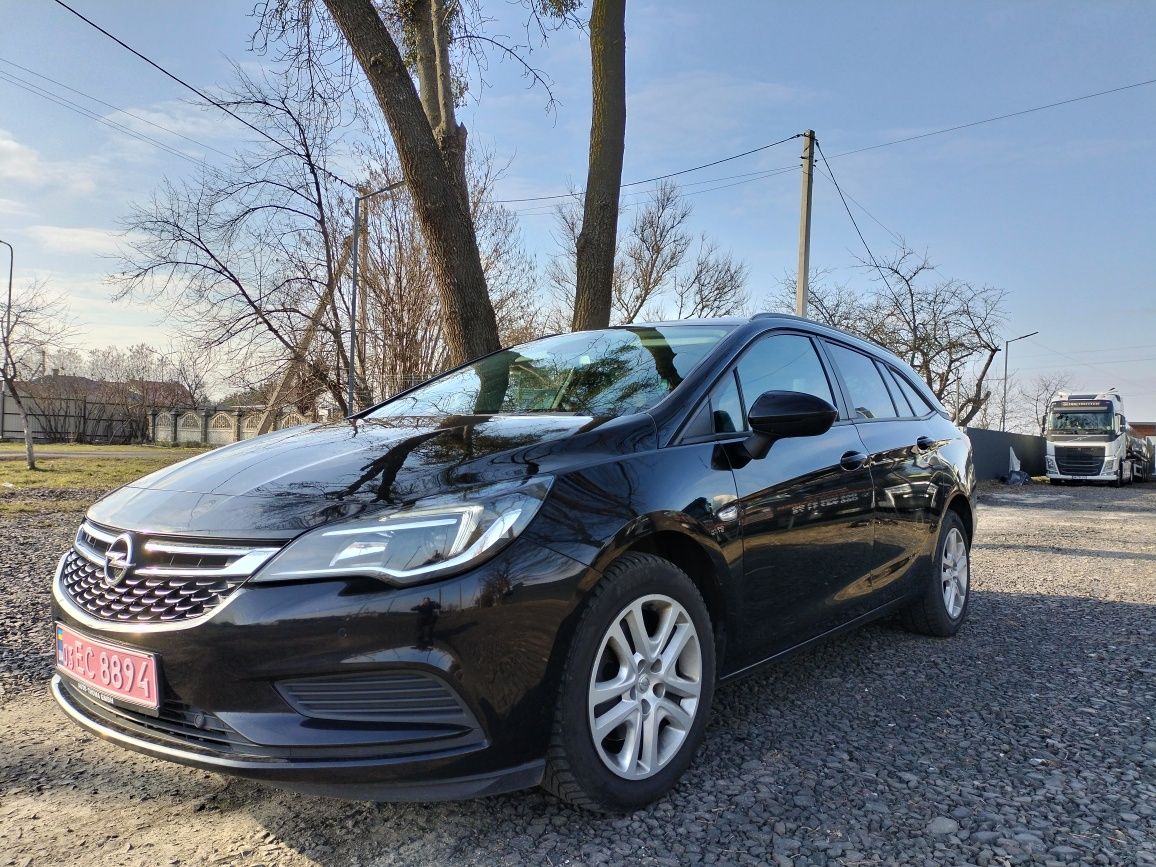 Opel Astra K 1.6.  100kw