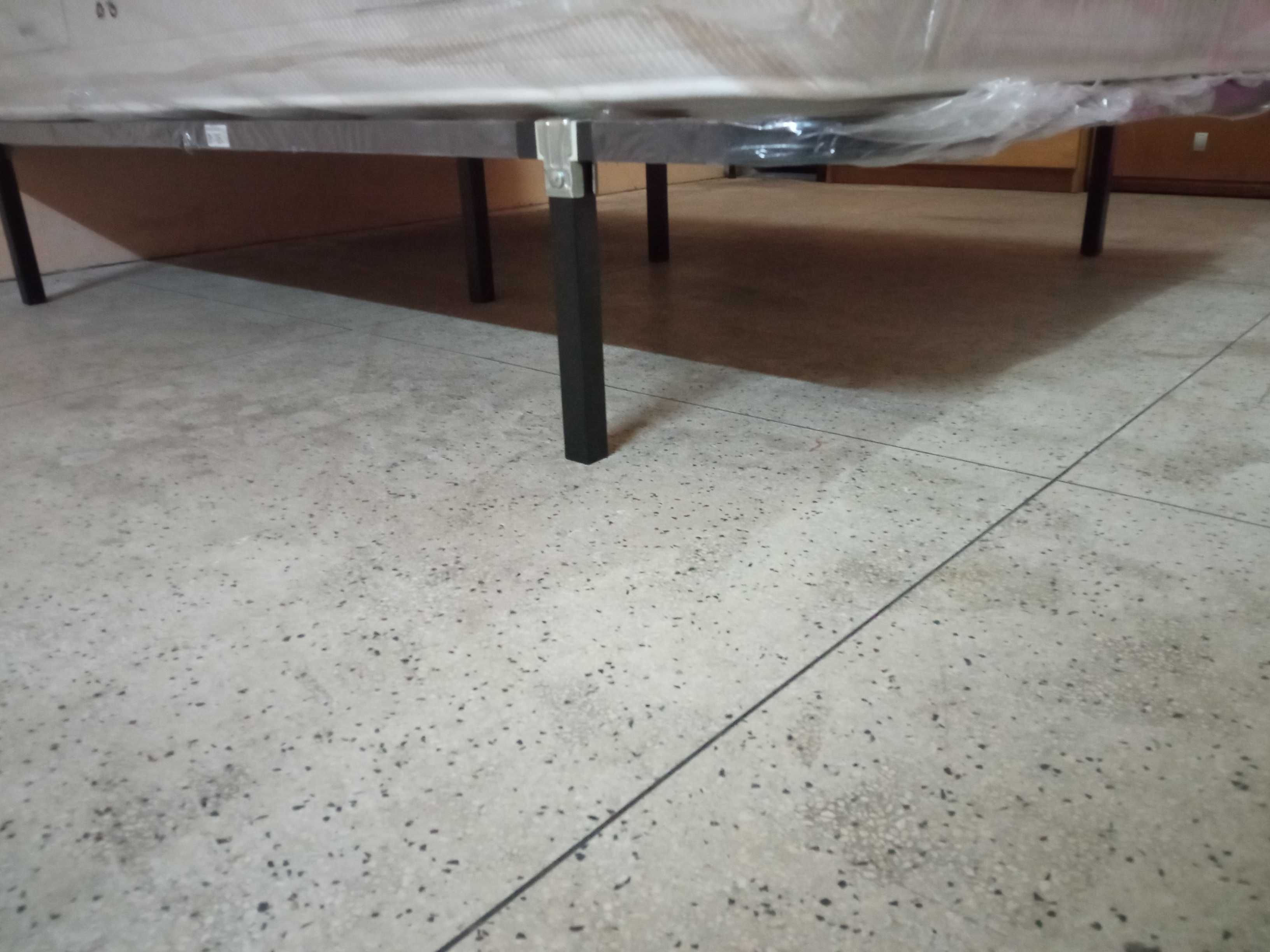 Cama casal completa 190 cm x 140 cm