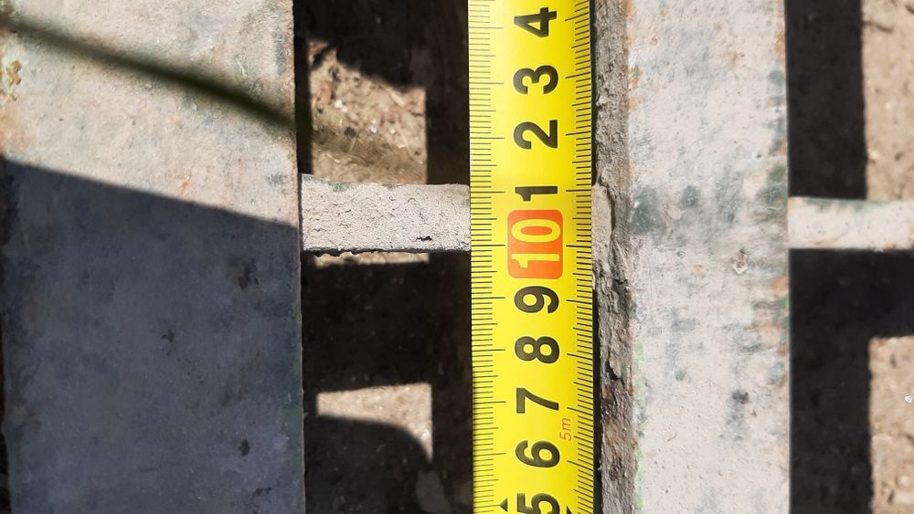 Смуга металева, метал, 3 секції. 10 мм, 40мм