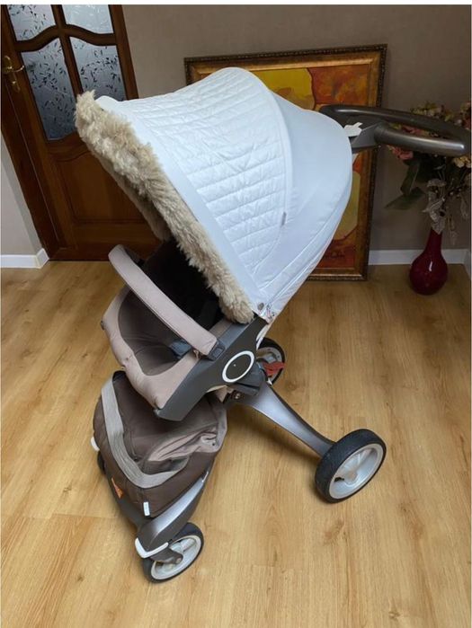 Коляска Stokke Xplory