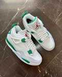 Buty sportowe Jordan 4 Retro SBPineGreen nowy z metką R.39