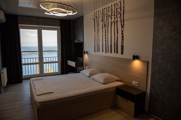 Квартира подобово. Вул. Козацька, 1/2, район Митниця.  Новобудова.