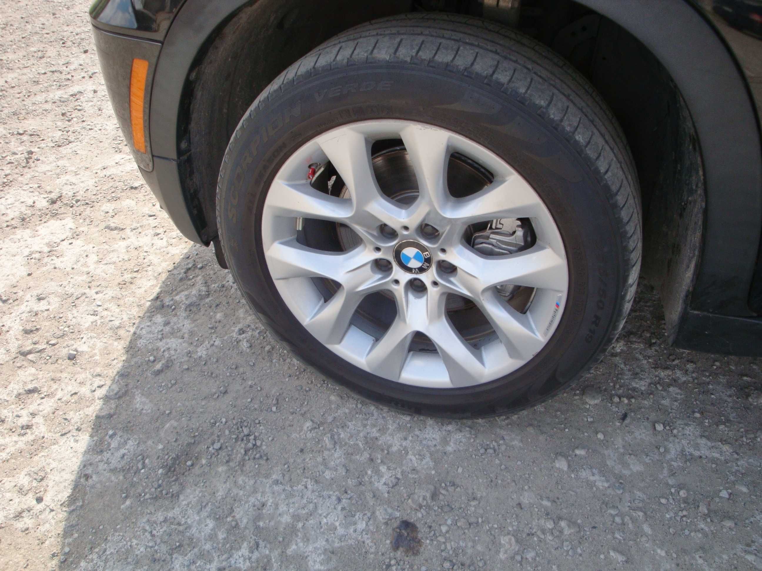 Продам BMW X5 E70