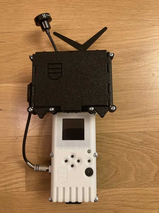 Детектор відеосигналу fpv дронів Кремінець 5812v1 з монітором