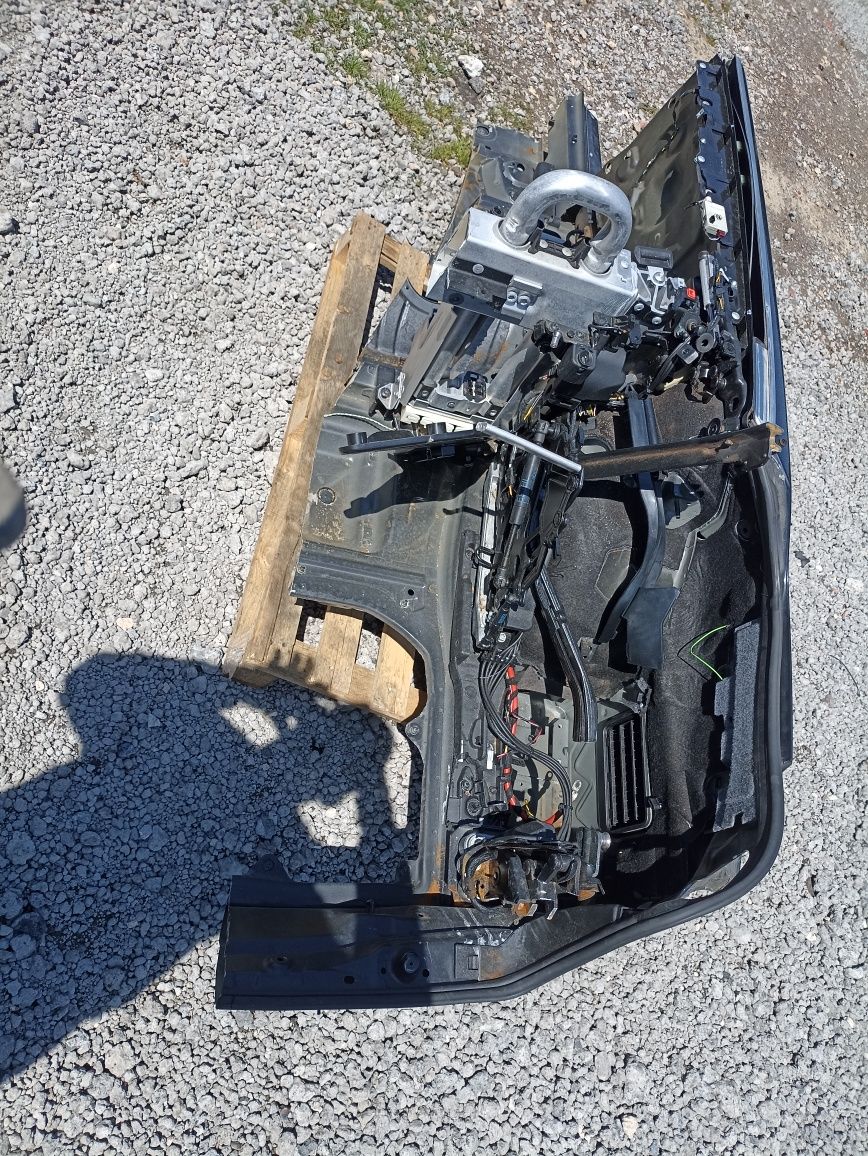 Błotnik prawy tył tylni ćwiartka prawa BMW e93 m3