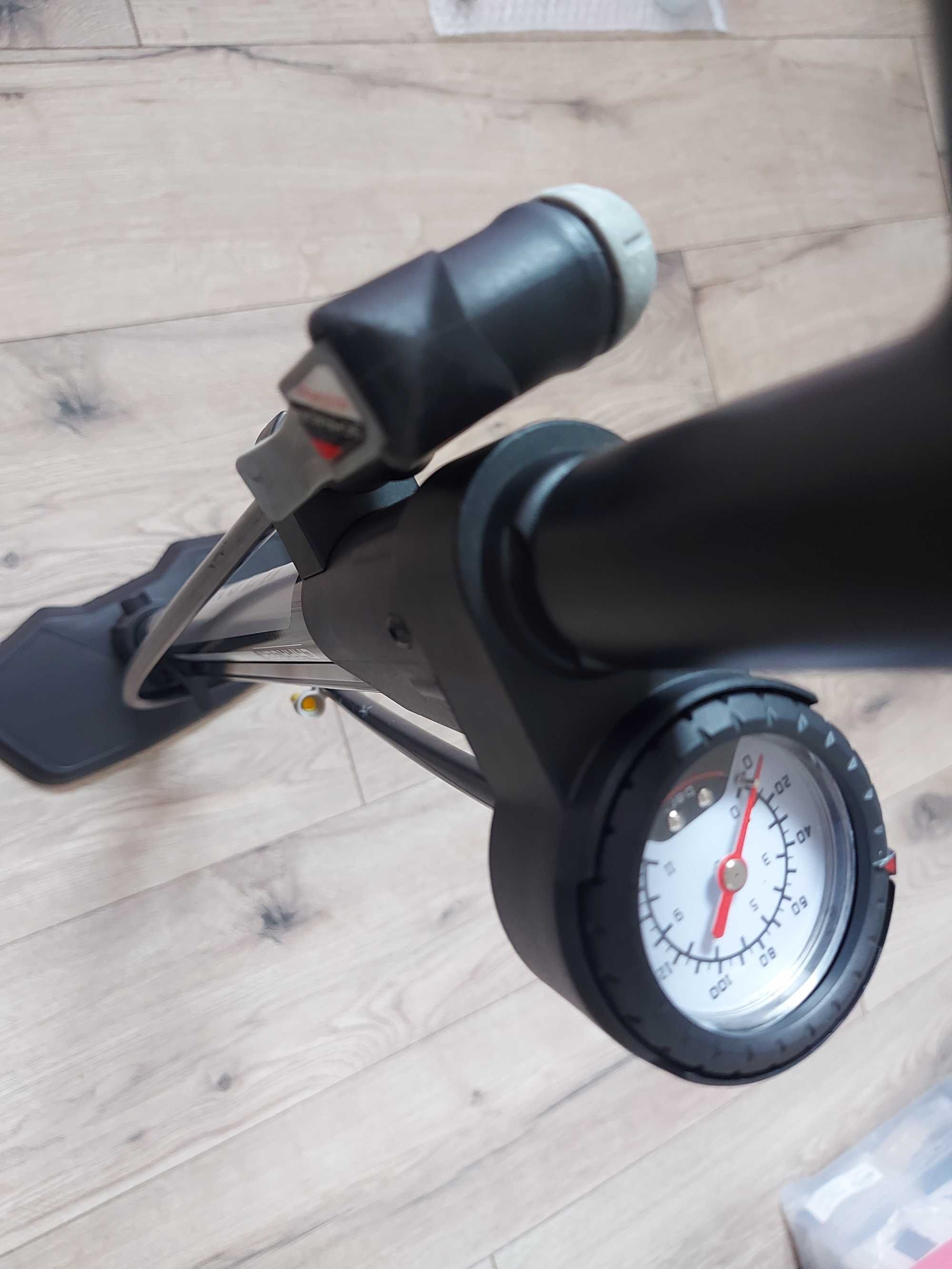 Pompka stacjonarna Bontrager Charger