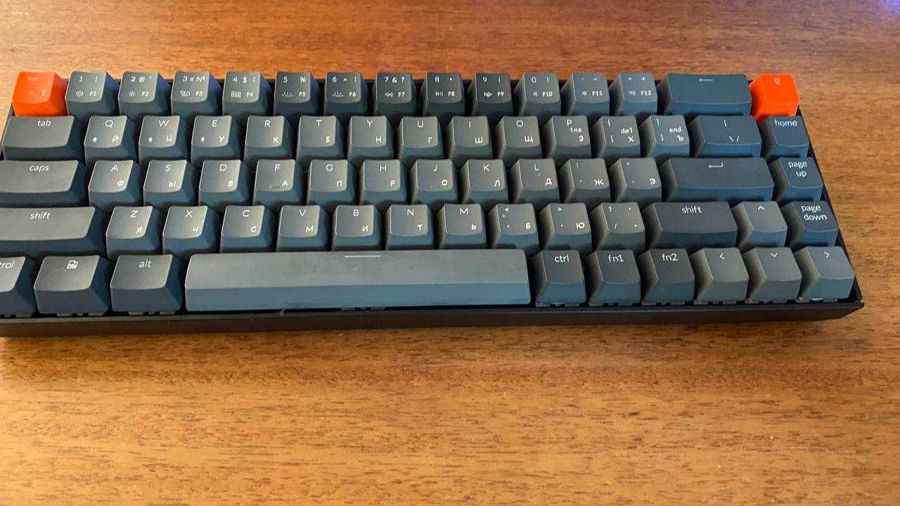 Keychron K6 68 Key Gateron Blue White LED USB/Bluetooth Black