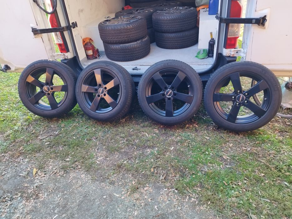 Sprzedam r17 5x120 opony zimowe cena za całość