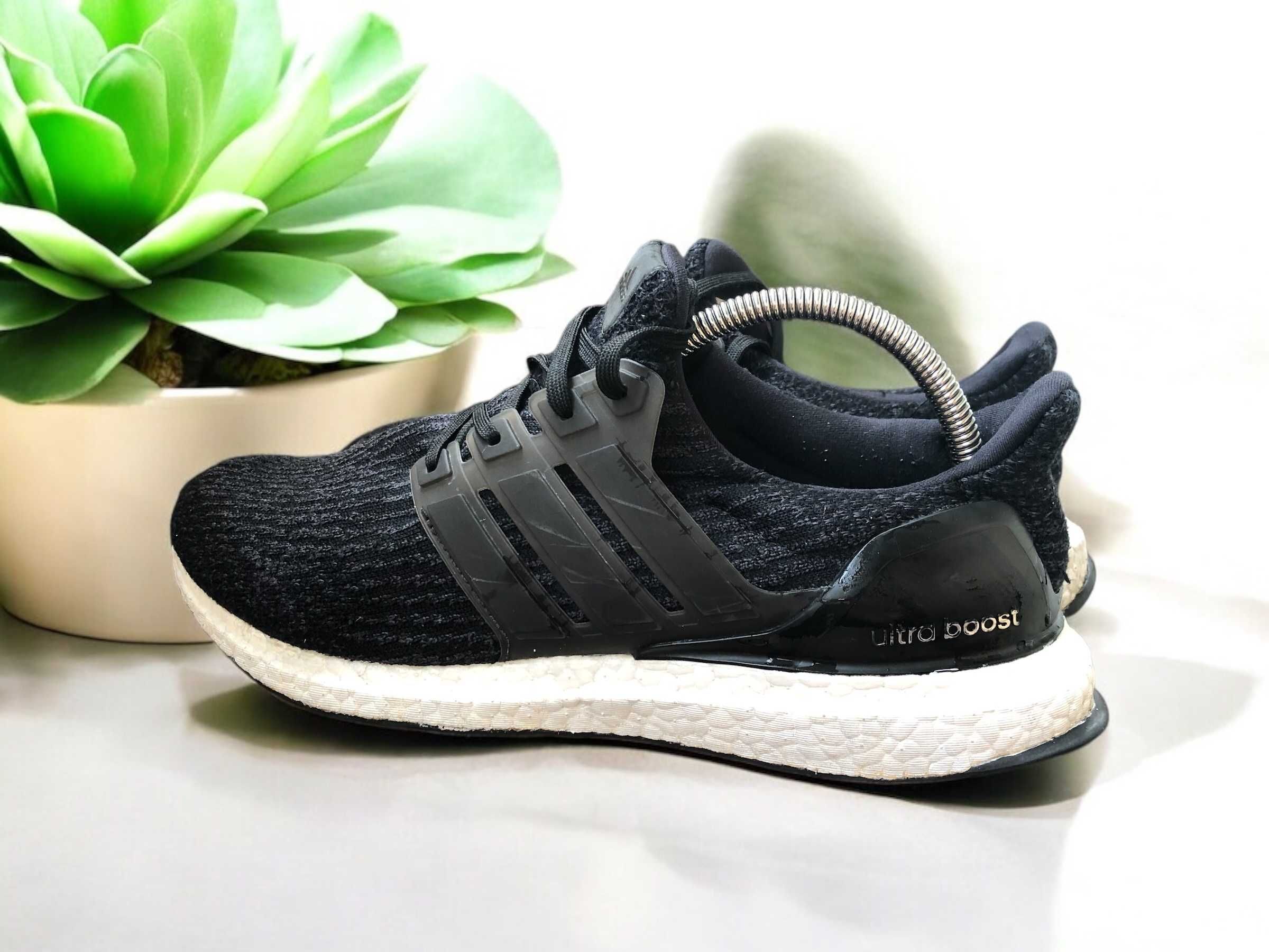 Кроссовки Adidas Ultra Boost NMD