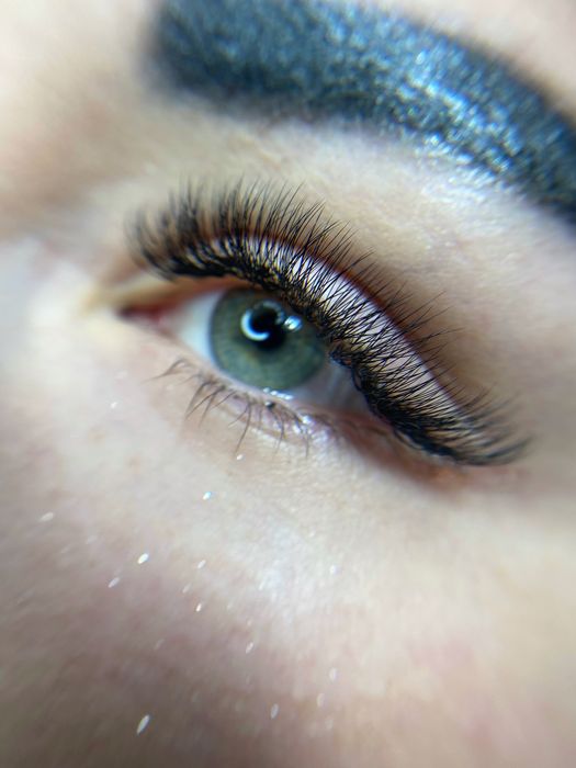 Наращивание ресниц/Ламинирование