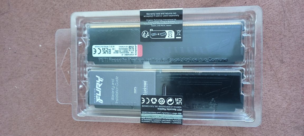 DDR5 32gb 6000mhz  (16*2) Kingston FURY cl40