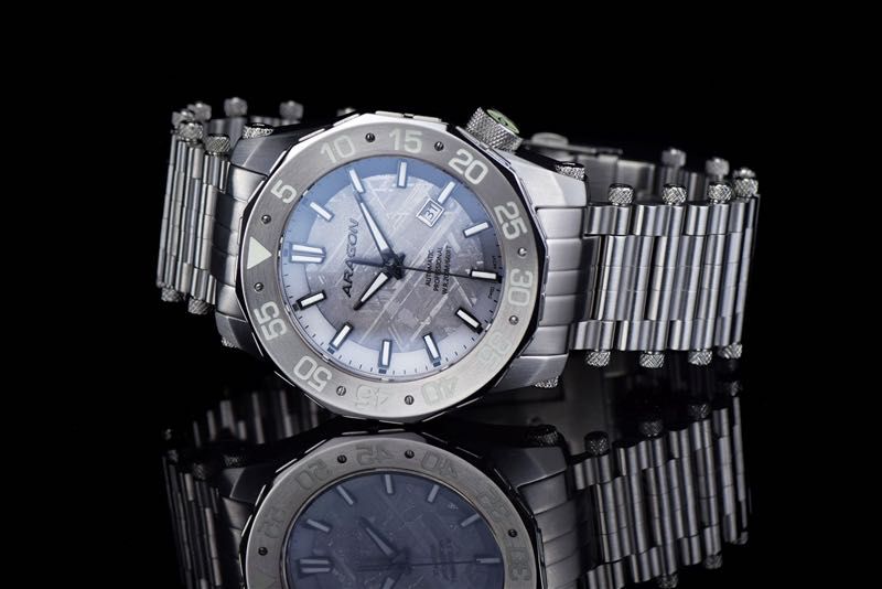 Часы ARAGON Sea Charger Meteorite LE 50 mm. Swiss Automatic 200 MT