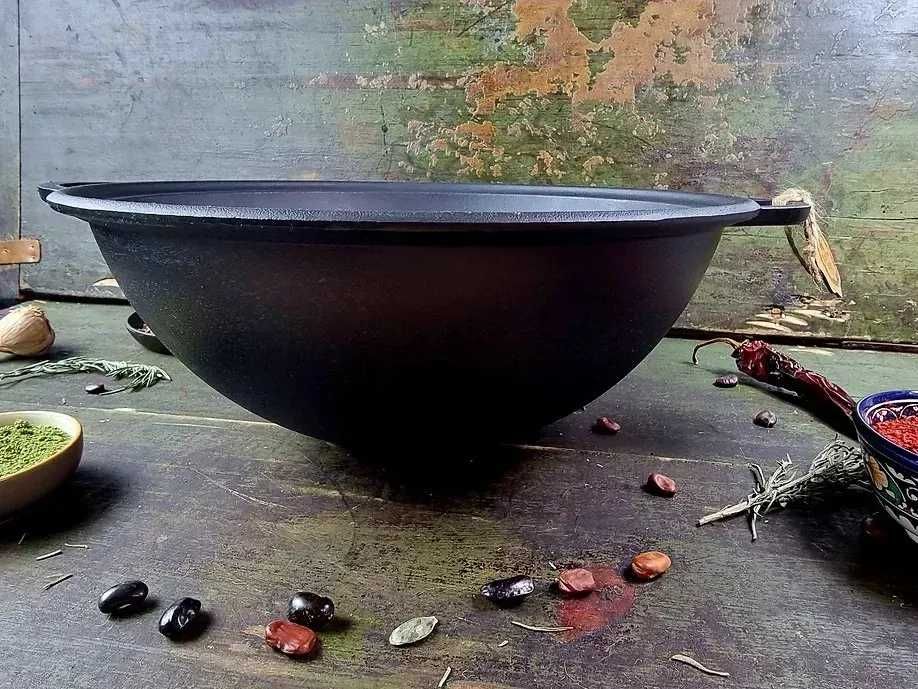Казан чавунний узбецький об`ємом 8 л WOK із кришкою-сковородою гриль