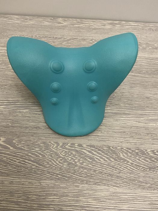 Массажная подушка для шеи релаксатор