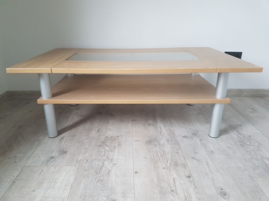 Ława salonowa ze szklanym blatem