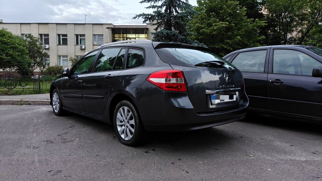 Renault Laguna 2008 рік 2 літра дизель механіка