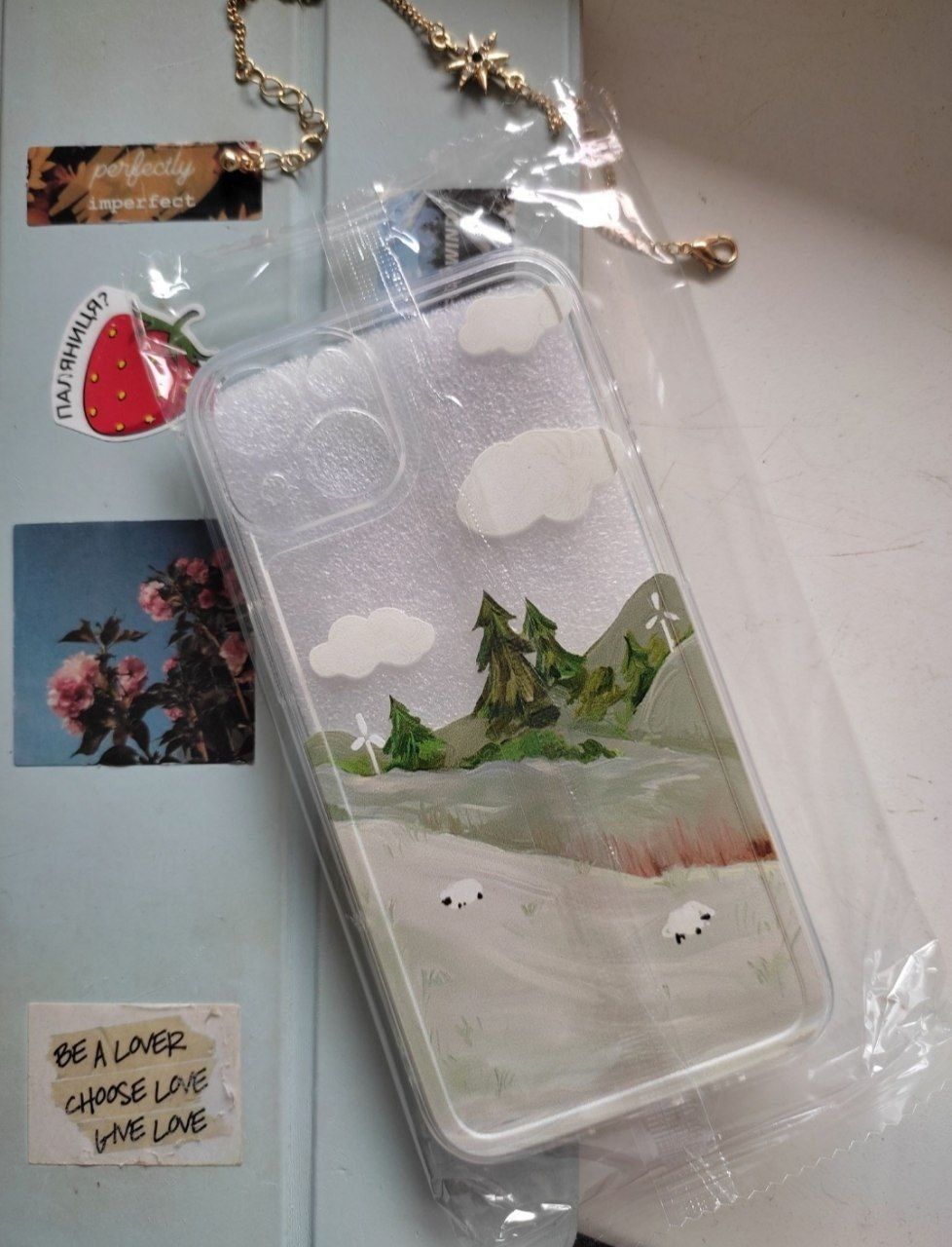 Чехлы на iphone 14,13