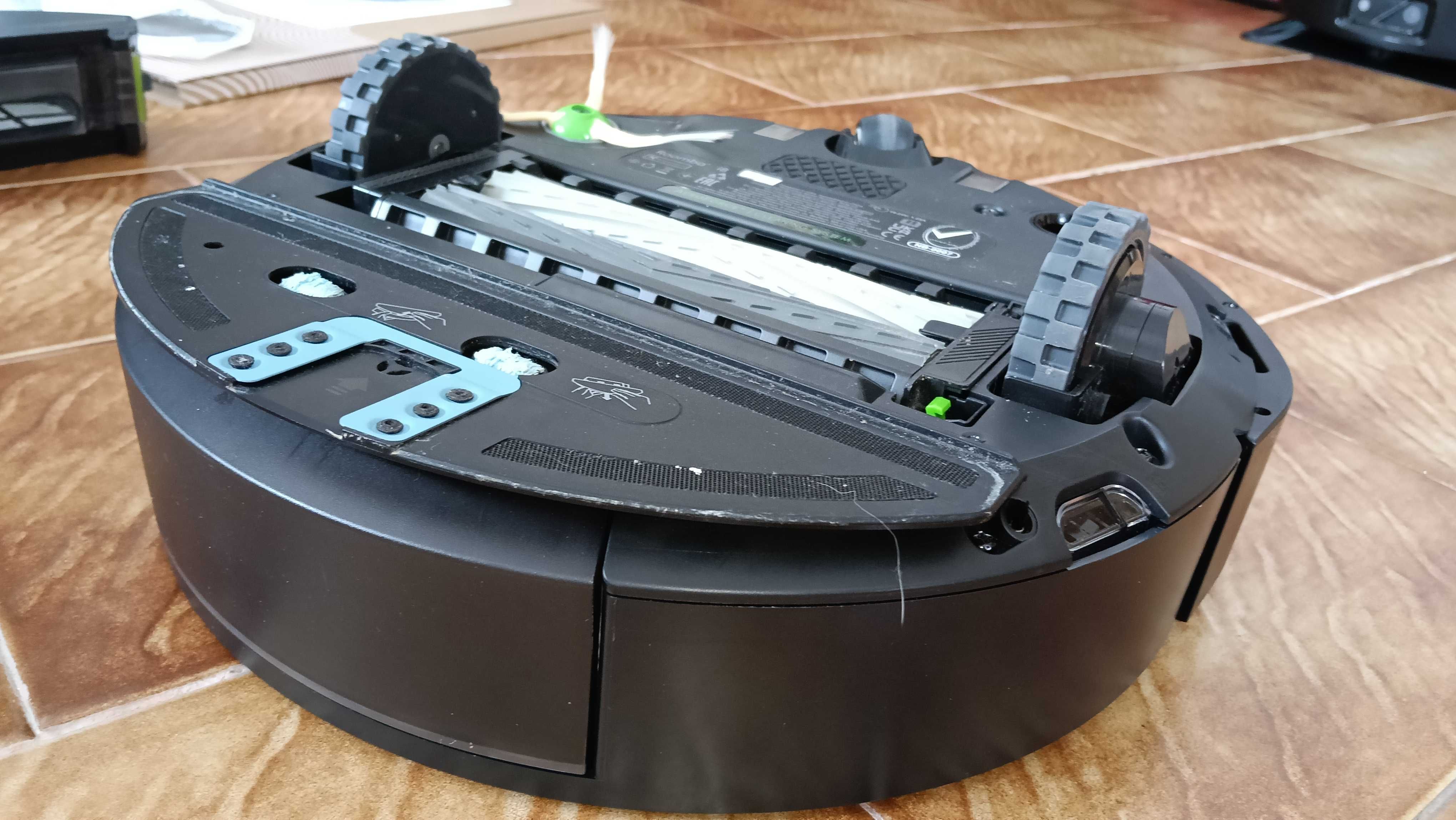 Aspirador iRobot Roomba Combo i8