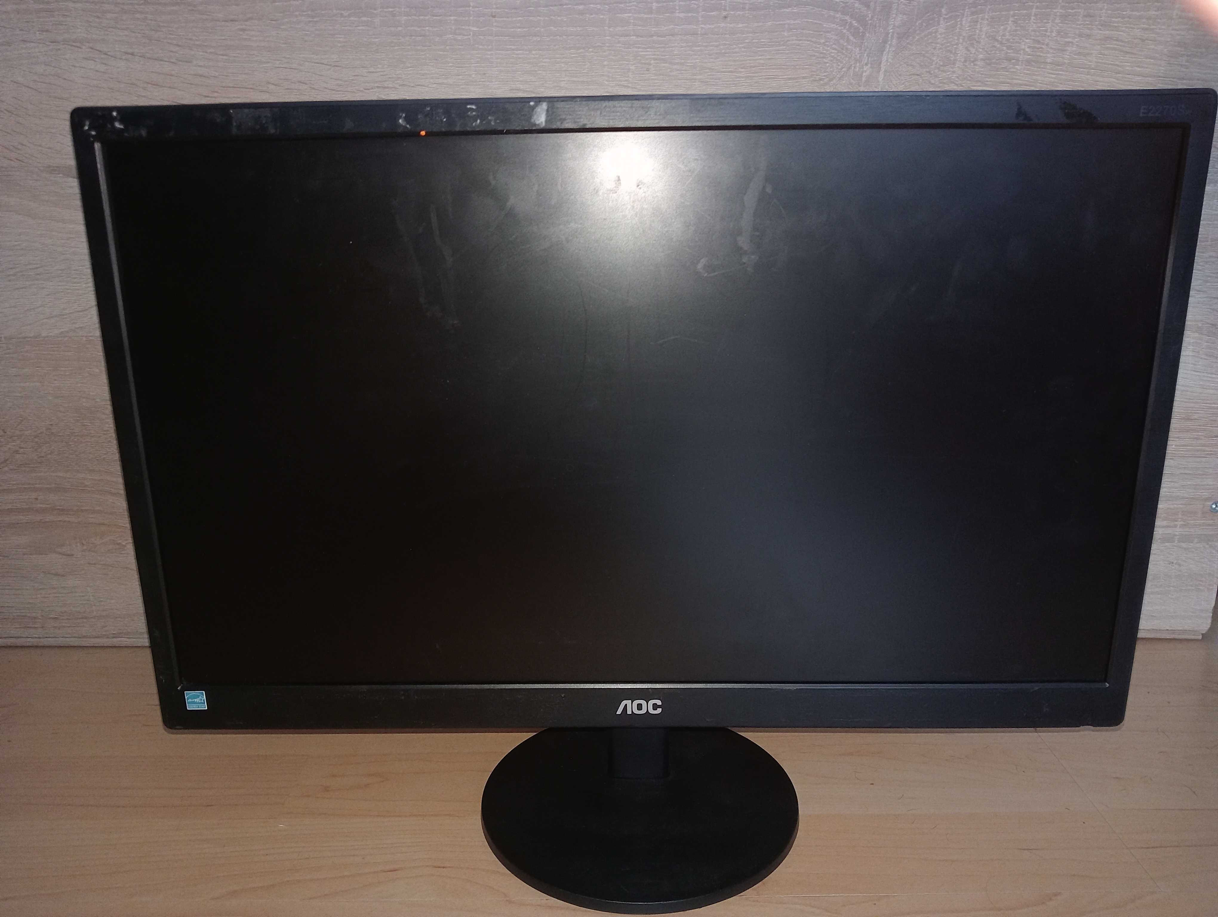 Monitory LED sprzedam