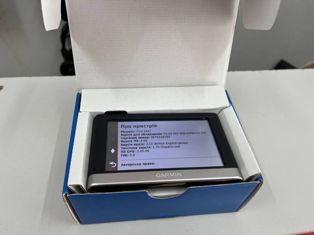 Навігатор Garmin Nüvi 2447LM
