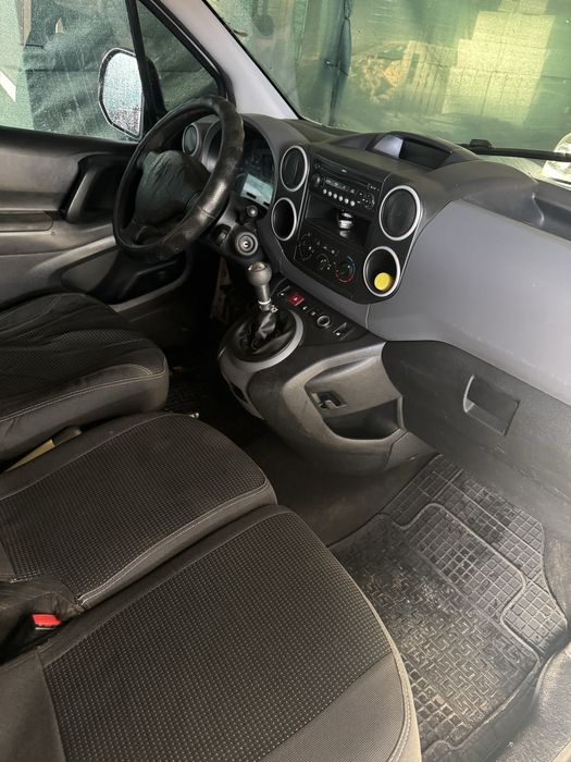 Продам Пежо партнер 2008 року