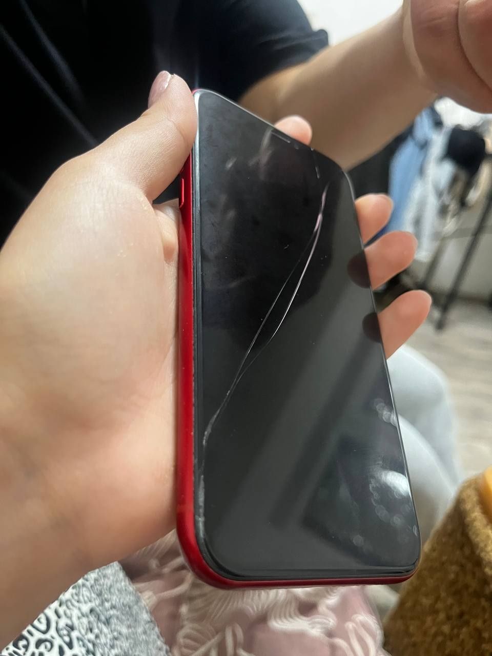 Продам айфон xr!