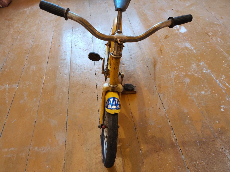 Dziecięcy rowerek z czasów PRL - ROMET Szarik