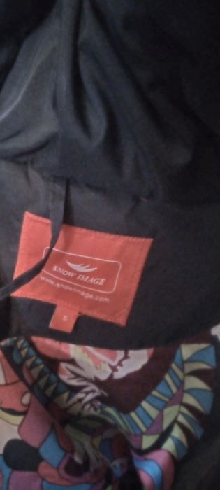 Осіння  жіноча куртка  розмір  S