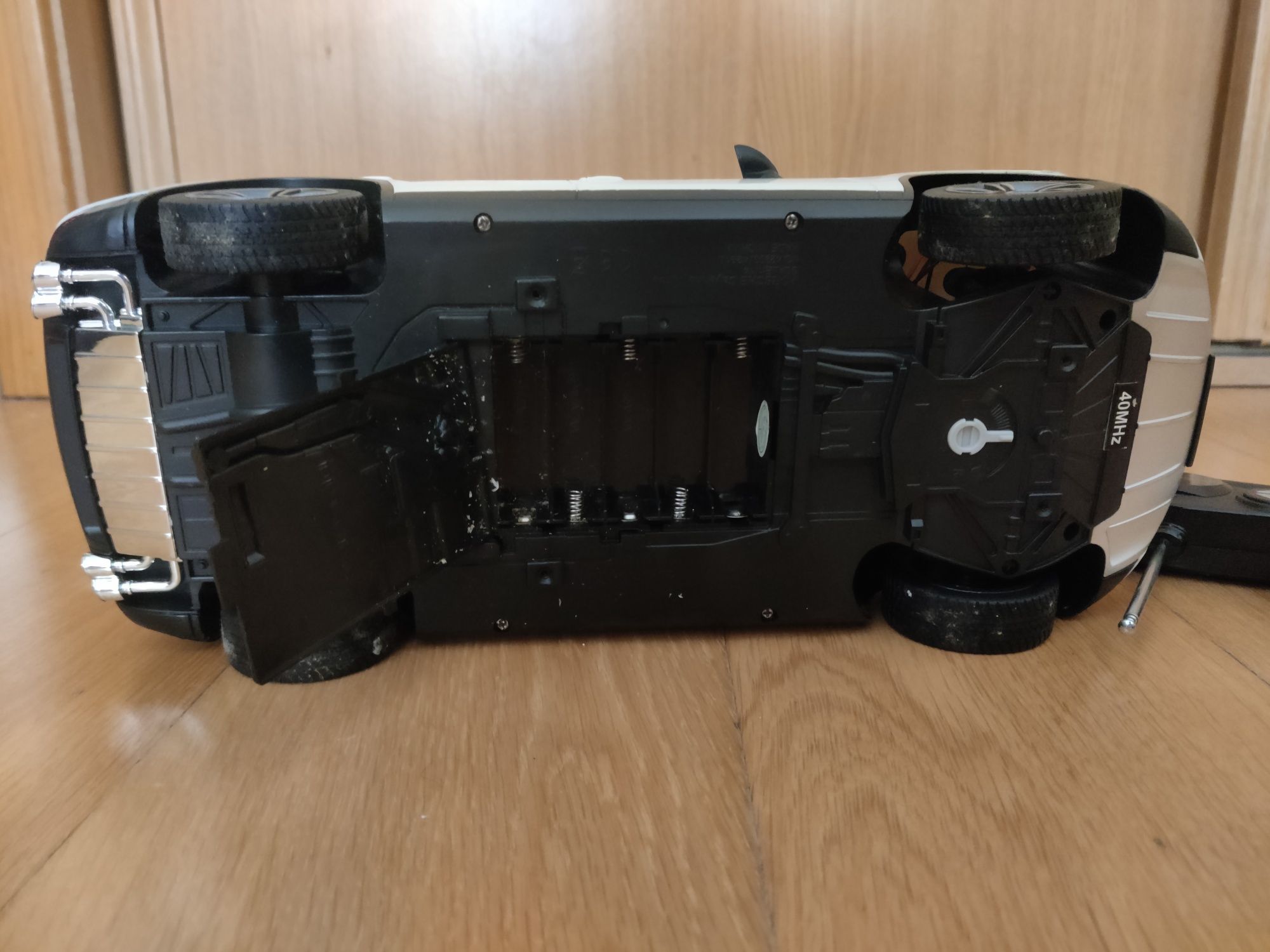 Porche Cayenne Telecomandado 1:14 Branco