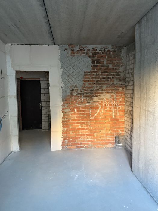 Продам велику 3-х кімнатну квартиру,вулиця С.Петлюри 21 Б