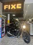Triumph Bonneville Street Twin 900 Elegancia e Distincão