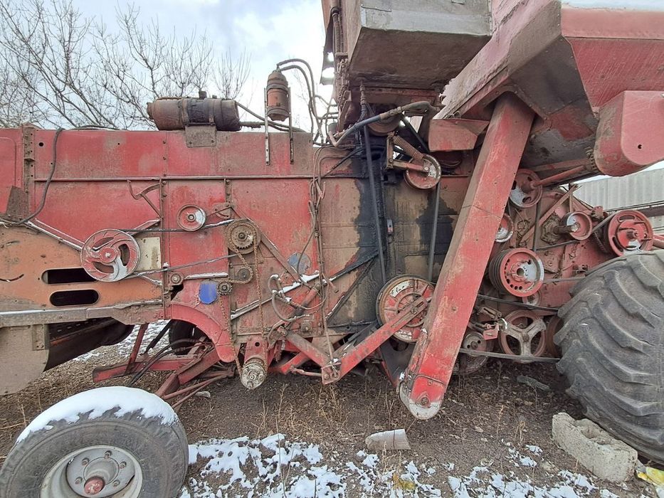 Продаю Комбайн в гарному стані