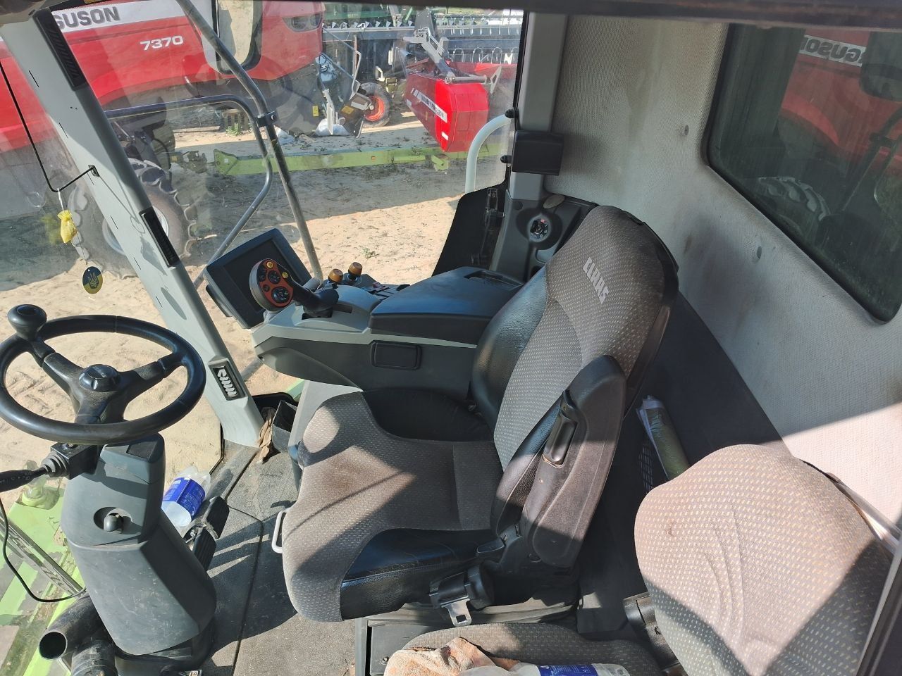 Комбайн Claas Lexion 750