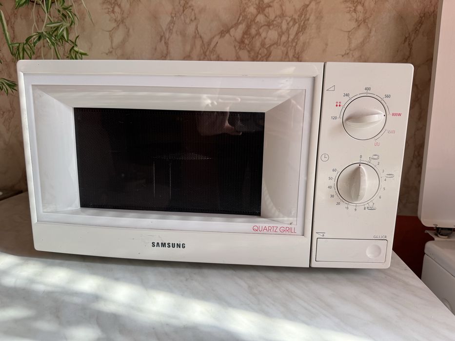 Микроволновая печь SAMSUNG