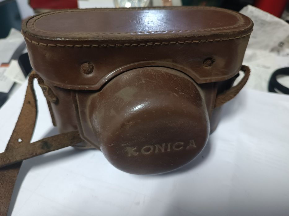 Máquina fotográfica Konica Snap