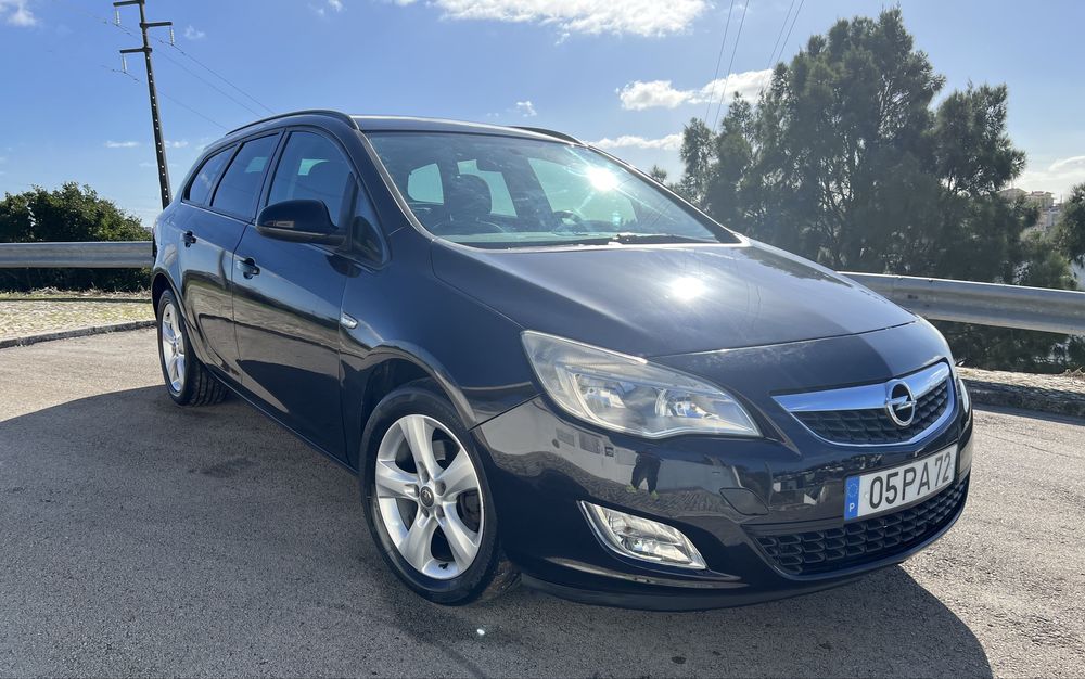 Opel Astra J Sports Tourer 1.7 CDTI