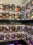 pop figures variados
