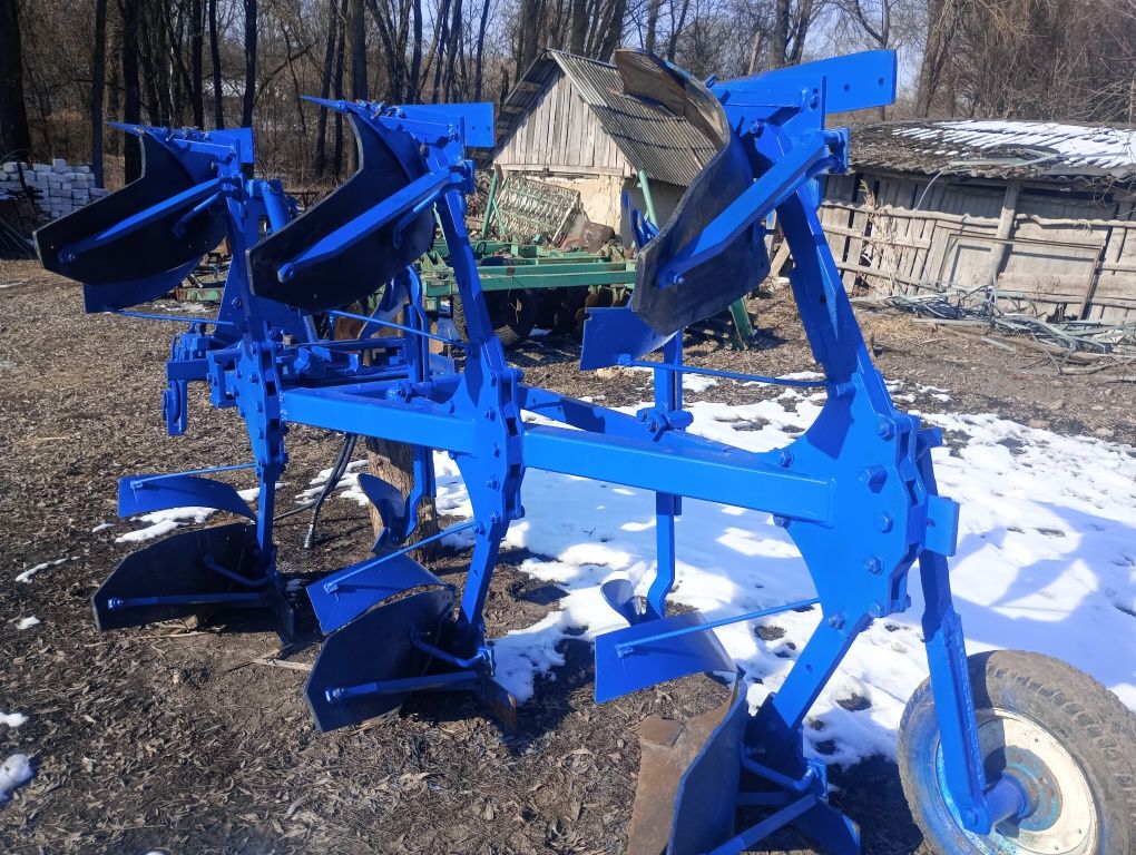 Плуг оборотний 3 корпусовий, обмен
