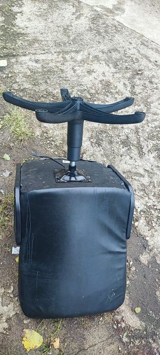 Fotel „FILAR MARFA” spółki „Krosno” obrotowy 100%-owo sprawny!!