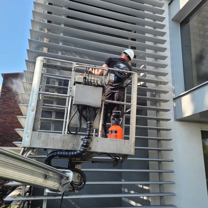 Sprzątanie lokali i mieszkań poremontowe, garaży, hale, posadzki