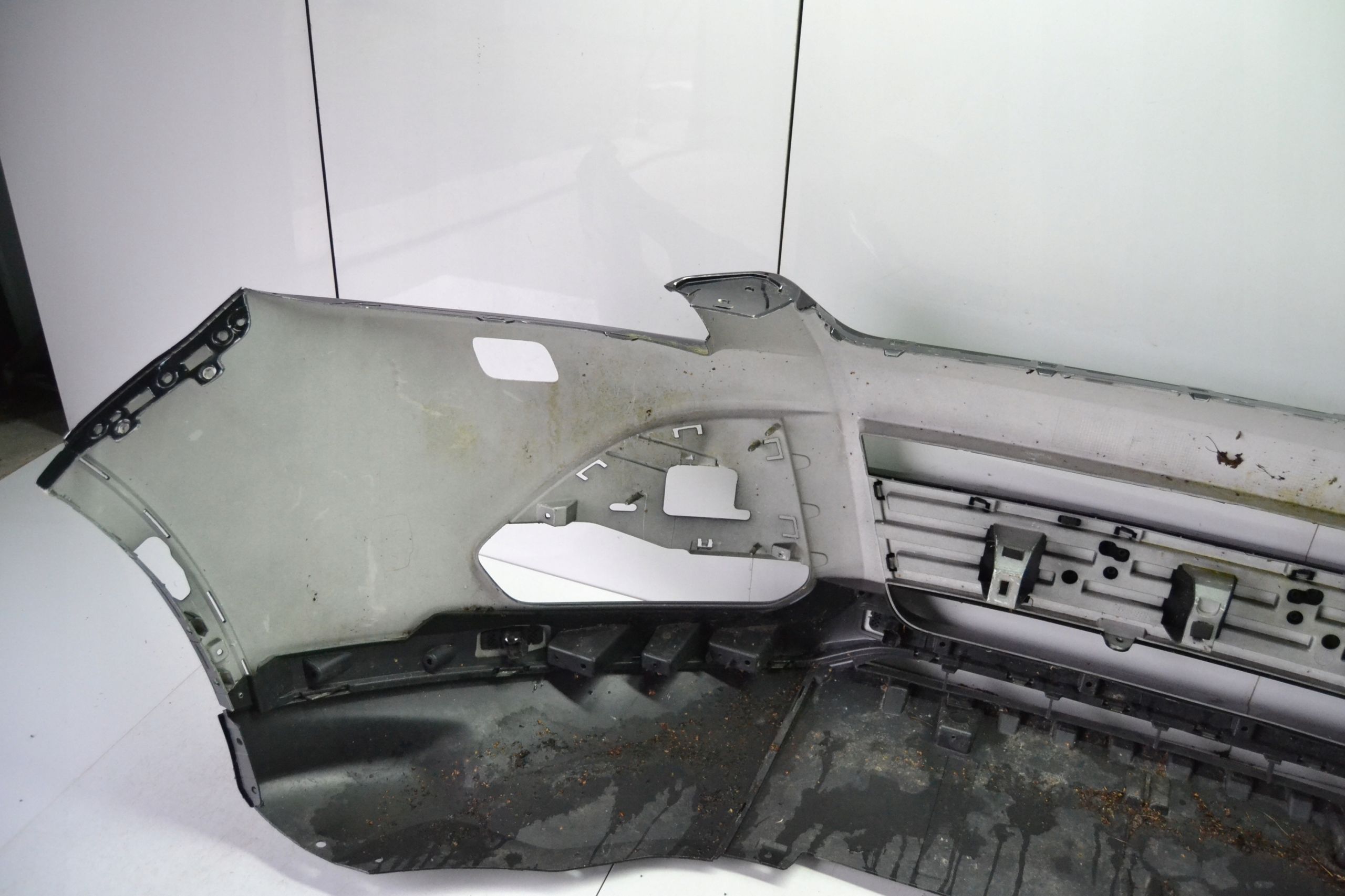 Ford Kuga MK2 12 16 Zderzak przód 4XPDC/SPRYSKI