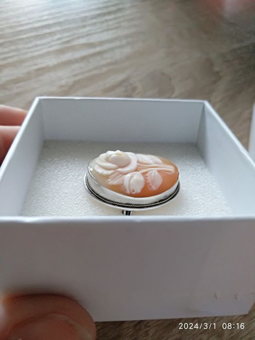 Винтажная серебряная брошь ,подвеска .