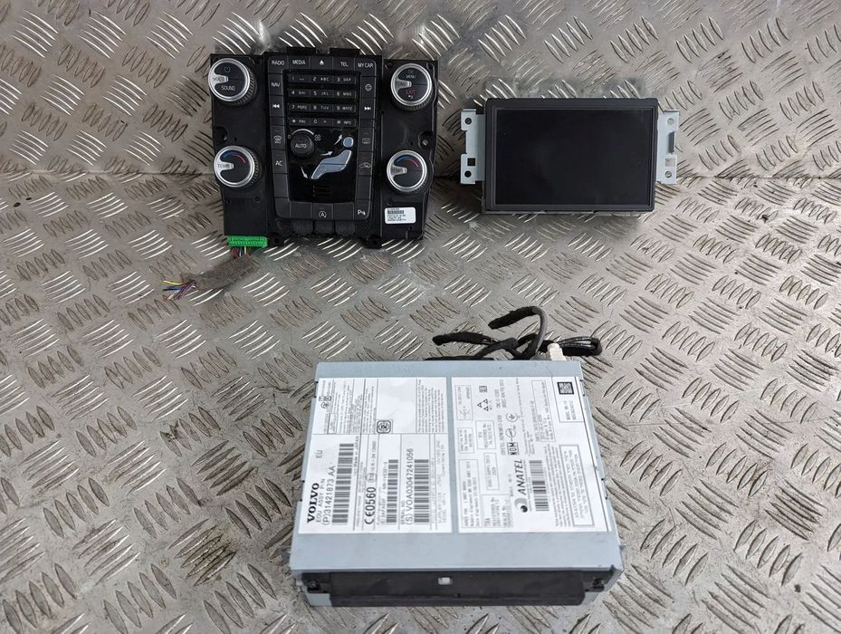 Volvo S60 II V60 I 2014-2018 Radio nawigacja panel