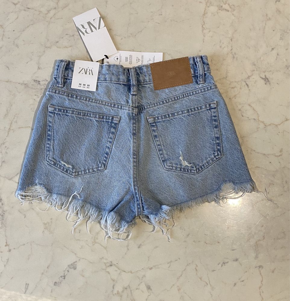 Рваные шорты Зара Zara 36